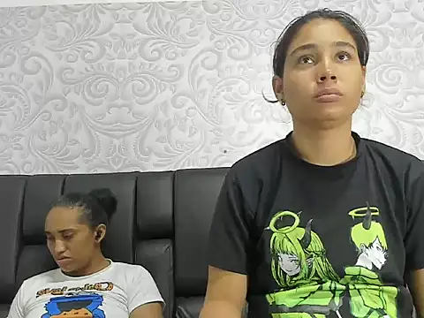 Snapshot of ElizaAndQuisha chatting on September 12, 2025, 12:38 pm ElizaAndQuisha online show from September 12, 2025, 12:38 pm