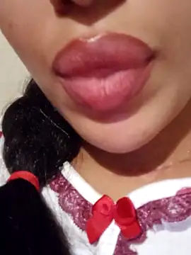 Sexlove1xo online show from November 11, 2025, 1:55 am