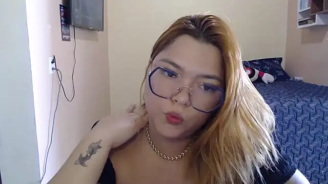 GoddessChaar online show from February 11, 2026, 12:49 pm