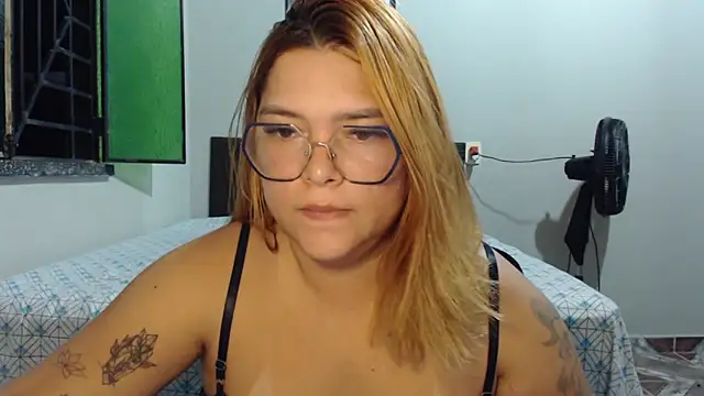 GoddessChaar online show from February 25, 2026, 2:12 am