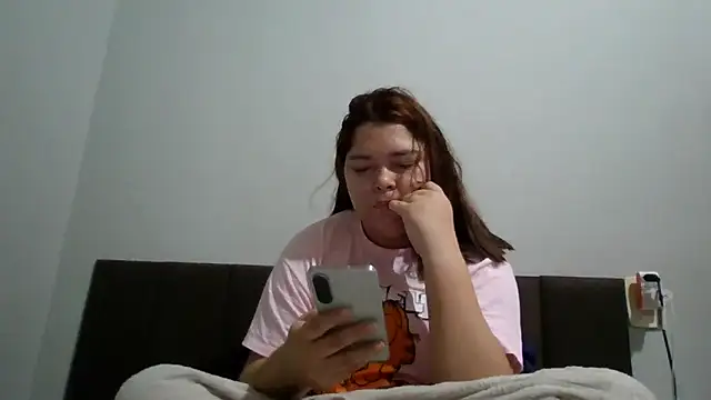 GoddessChaar online show from April 27, 2026, 6:55 am