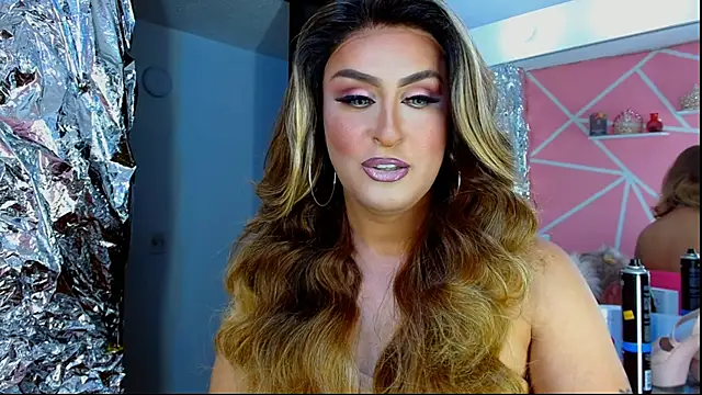 crsthinasweet online show from April 5, 2026, 6:25 pm