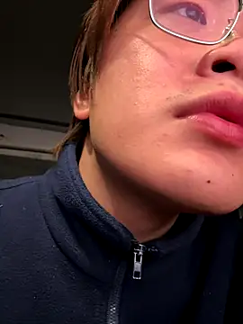 Anson0722 online show from November 18, 2025, 3:37 pm