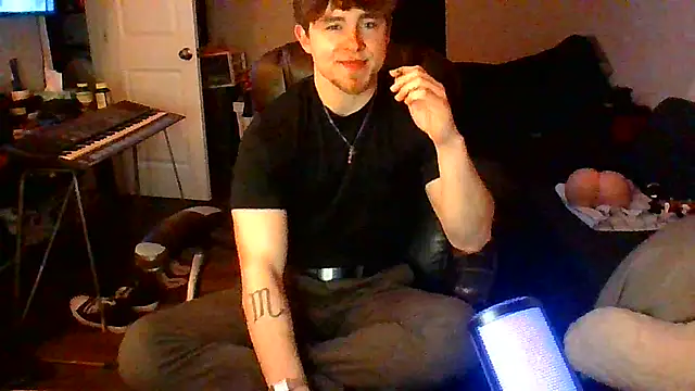 JCstrings online show from March 8, 2025, 4:23 am