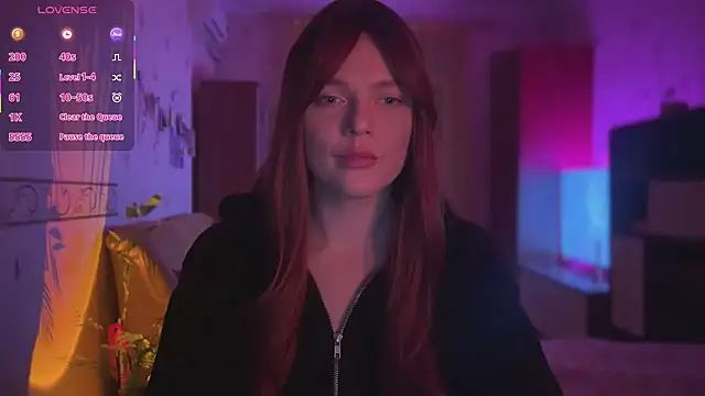 CherryRed Girl online show from March 13, 2026, 9:31 pm