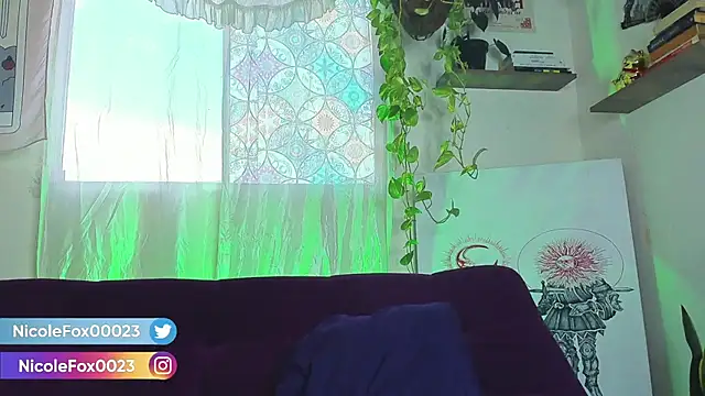 NicoleFox23  online show from November 22, 2025, 10:30 pm