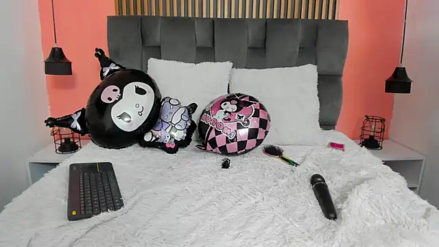 Georgina Vega online show from October 28, 2025, 4:13 am