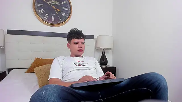 Axel Forte online show from May 26, 2026, 3:54 pm