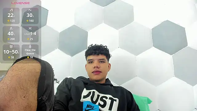 Axel Forte online show from November 13, 2025, 12:53 pm