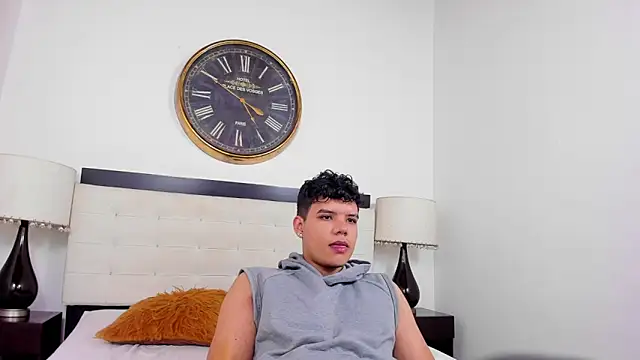 Axel Forte online show from June 3, 2026, 1:45 pm