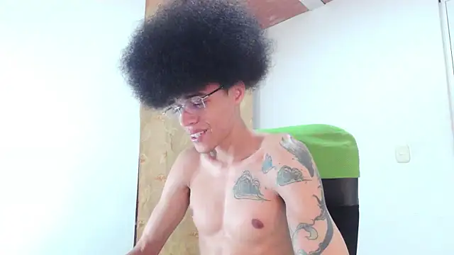 Snapshot of Smith_Gael chatting on April 28, 2026, 10:25 pm Smith Gael online show from April 28, 2026, 10:25 pm