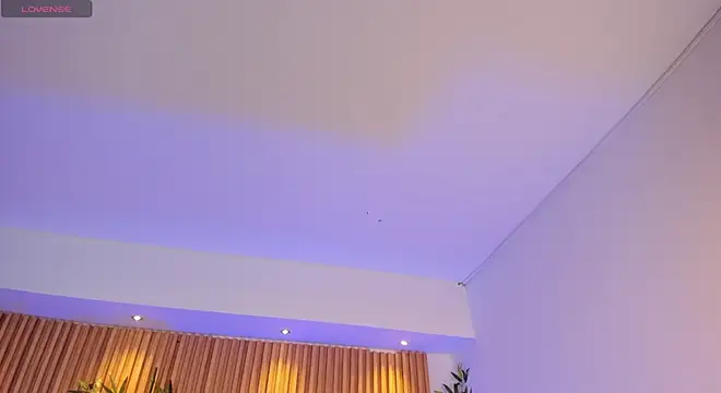 Ivaannaa  online show from March 14, 2026, 10:54 am