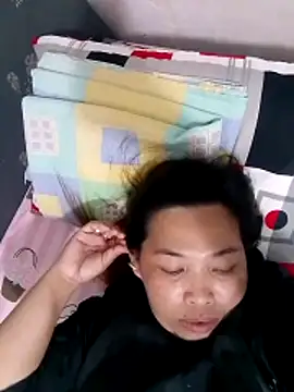 Snapshot of Sweet_fatty18 chatting on October 21, 2025, 3:22 pm Sweet fatty18 online show from October 21, 2025, 3:22 pm