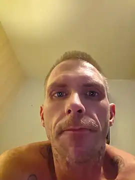 Snapshot of lambomusik chatting on July 24, 2026, 9:49 am lambomusik online show from July 24, 2026, 9:49 am
