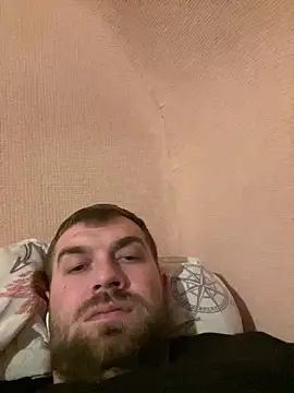 daniel21p online show from February 26, 2025, 10:04 pm