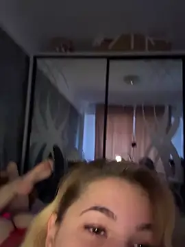 SelenaaD online show from November 28, 2025, 8:25 am