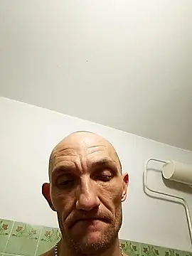 Snapshot of Machura chatting on February 14, 2026, 5:35 pm Machura online show from February 14, 2026, 5:35 pm