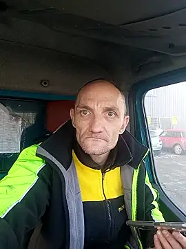 Snapshot of Machura chatting on January 9, 2026, 10:22 am Machura online show from January 9, 2026, 10:22 am