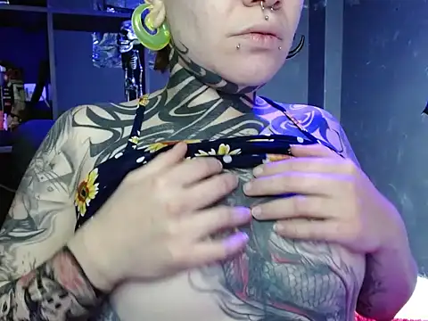 Pandora 9666 online show from December 4, 2025, 6:07 pm