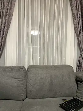 Mazzekyn online show from December 14, 2025, 5:40 pm