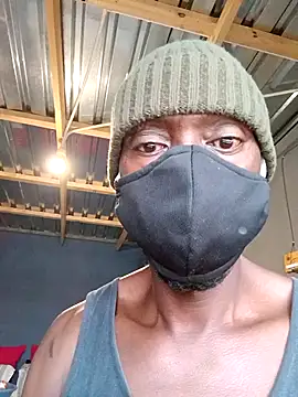 Snapshot of TheBlackT chatting on February 28, 2026, 4:56 am TheBlackT online show from February 28, 2026, 4:56 am