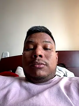 Snapshot of Saipuer31 chatting on December 19, 2025, 7:16 pm Saipuer31 online show from December 19, 2025, 7:16 pm