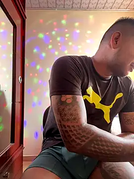 Snapshot of Saipuer31 chatting on December 5, 2025, 7:01 pm Saipuer31 online show from December 5, 2025, 7:01 pm