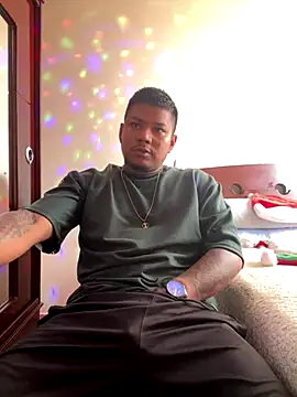 Snapshot of Saipuer31 chatting on December 17, 2025, 7:08 pm Saipuer31 online show from December 17, 2025, 7:08 pm