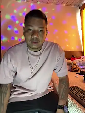 Snapshot of Saipuer31 chatting on December 21, 2025, 4:08 pm Saipuer31 online show from December 21, 2025, 4:08 pm