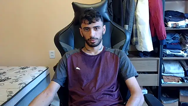 iendriw online show from February 10, 2026, 9:14 pm