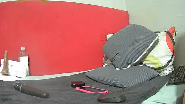 tasha97x online show from December 5, 2025, 4:55 am