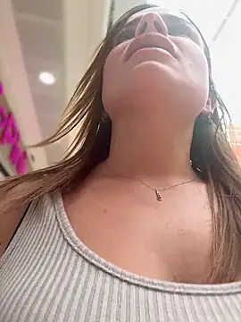 gynna kimera online show from November 12, 2025, 5:17 pm