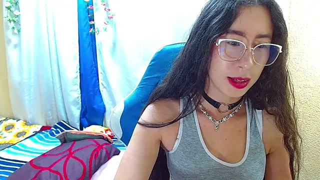 Gia leinn online show from December 20, 2025, 2:42 pm