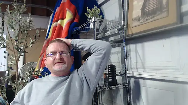 Randomoldguy615 online show from March 2, 2025, 3:45 am