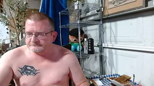 Randomoldguy615 online show from February 27, 2025, 1:41 am