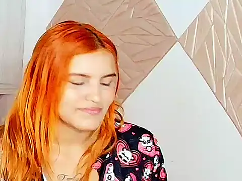 ZaraRousse online show from January 11, 2026, 8:27 pm