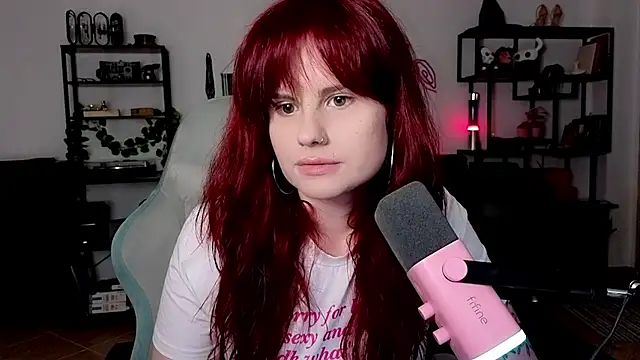 Della Ideal online show from April 14, 2026, 6:13 pm