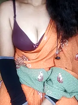 Snapshot of geetha_telugu_kan277 chatting on March 3, 2025, 4:43 am geetha telugu kan277 online show from March 3, 2025, 4:43 am