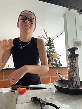 Soy Sara7 online show from December 15, 2025, 6:03 pm