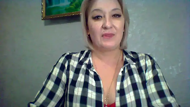 ArielXLoveresss online show from December 1, 2025, 10:05 am
