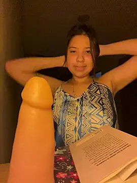 KiaraCut online show from March 31, 2026, 1:51 am