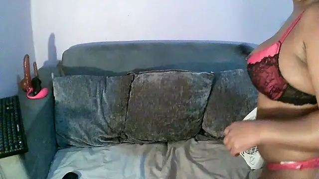 Snapshot of SEXYASSTINAXXX chatting on June 30, 2026, 5:07 am SEXYASSTINAXXX online show from June 30, 2026, 5:07 am