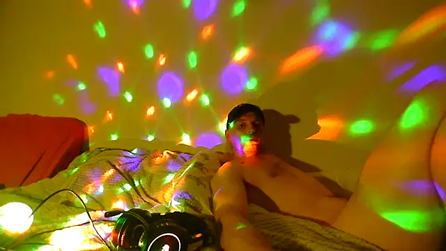 Snapshot of great_feeling chatting on February 23, 2025, 4:39 am great feeling online show from February 23, 2025, 4:39 am