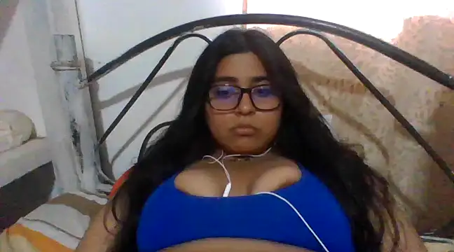 virginbrunette99 online show from February 28, 2025, 3:15 pm