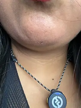 virginbrunette99 online show from March 6, 2026, 5:57 am