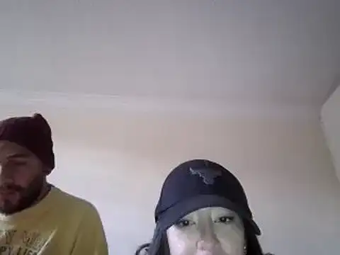 jenginger online show from February 22, 2025, 11:03 pm