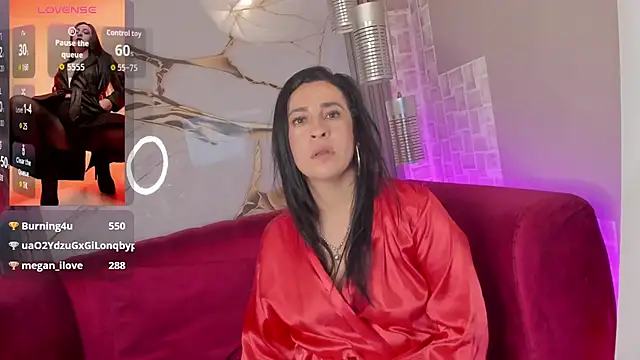 Bella williamss  online show from December 2, 2025, 7:10 am