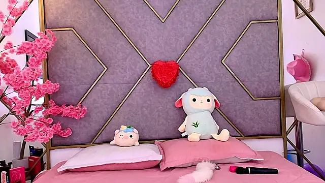 nathalya summer online show from March 7, 2026, 8:14 pm