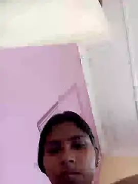 Snapshot of heena-3678 chatting on May 10, 2026, 5:33 am heena-3678 online show from May 10, 2026, 5:33 am