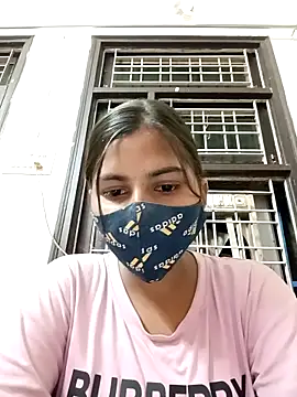 Snapshot of heena-3678 chatting on September 13, 2025, 2:06 pm heena-3678 online show from September 13, 2025, 2:06 pm